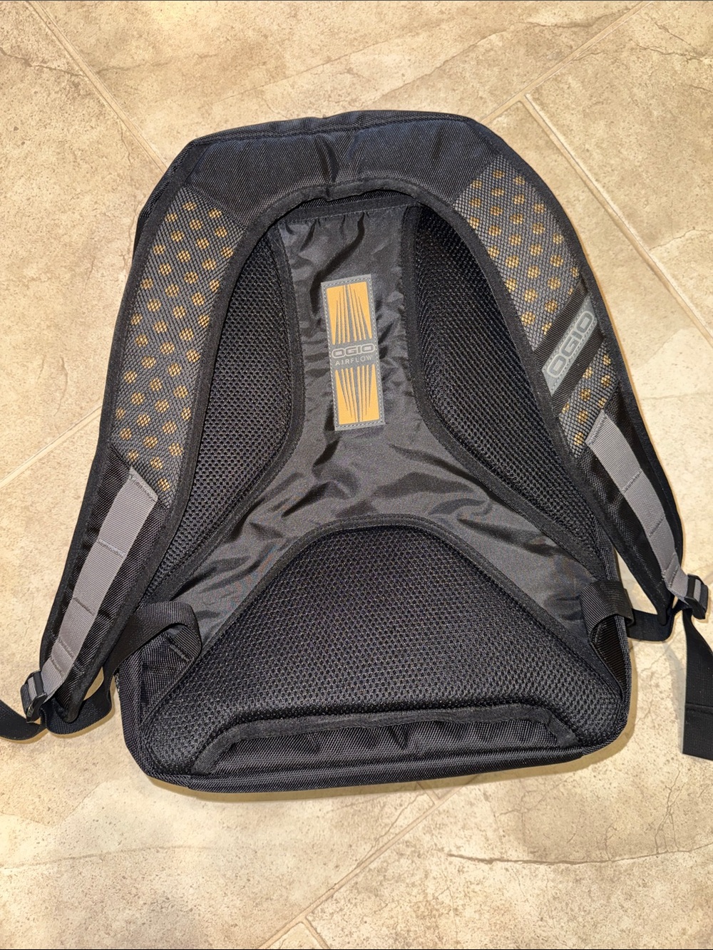 OGIO Axle Backpack - Picture 3 of 7